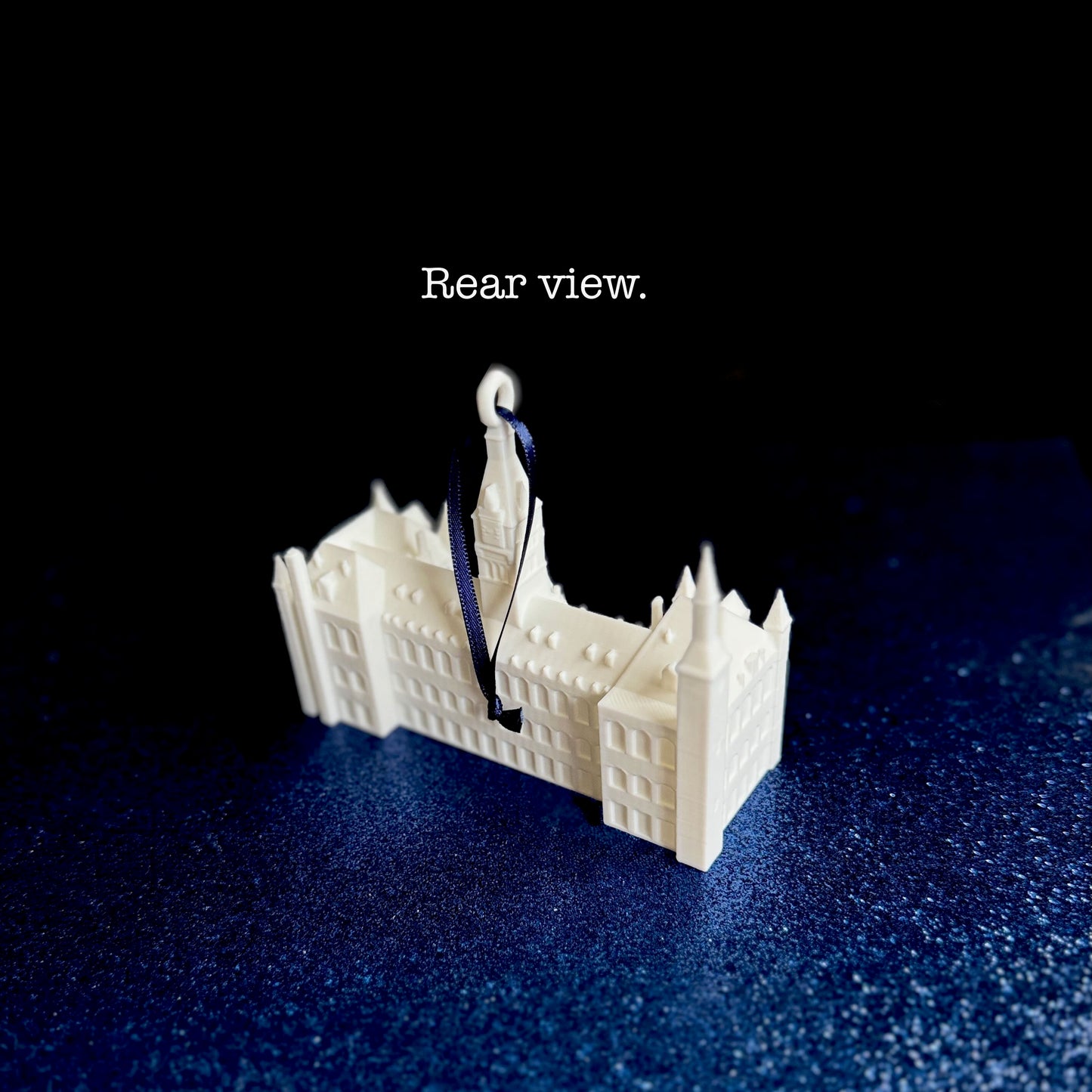 Rear view of the Healy Hall ornament for Georgetown University students.