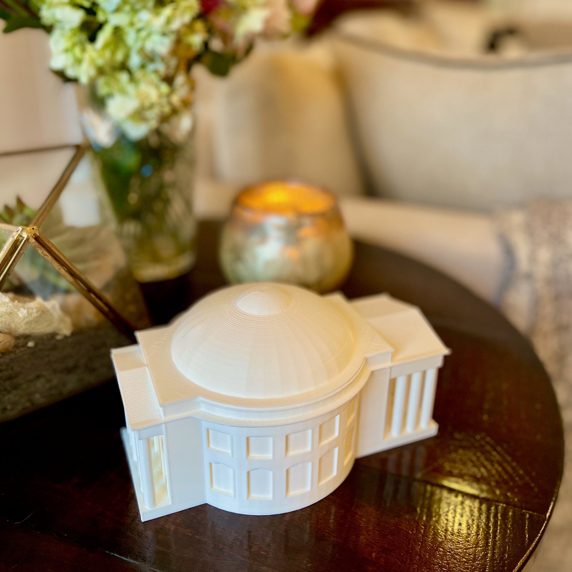 The lighted UVA rotunda, used as home decor or college merch.