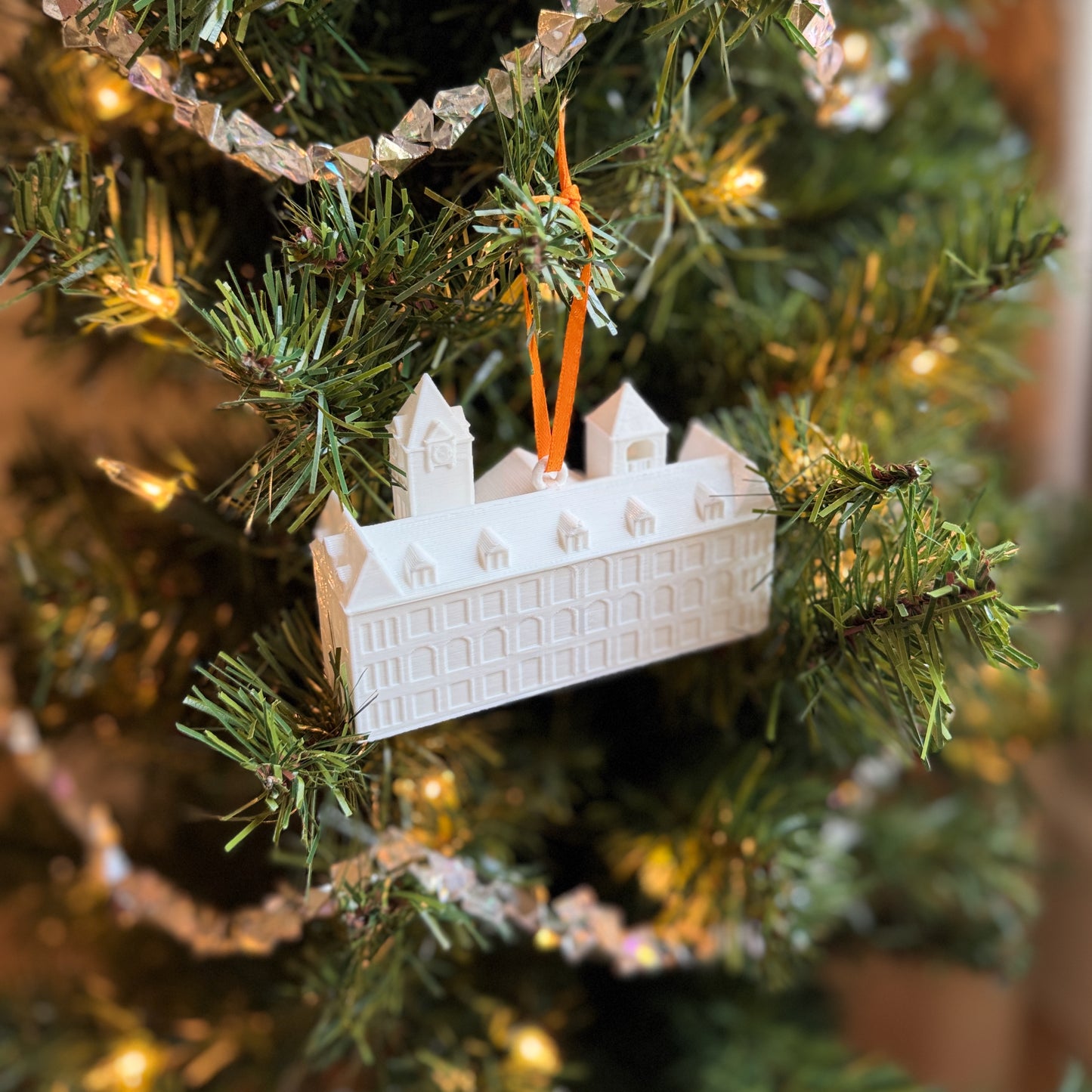 Rear view of the Auburn Samford Hall ornament.