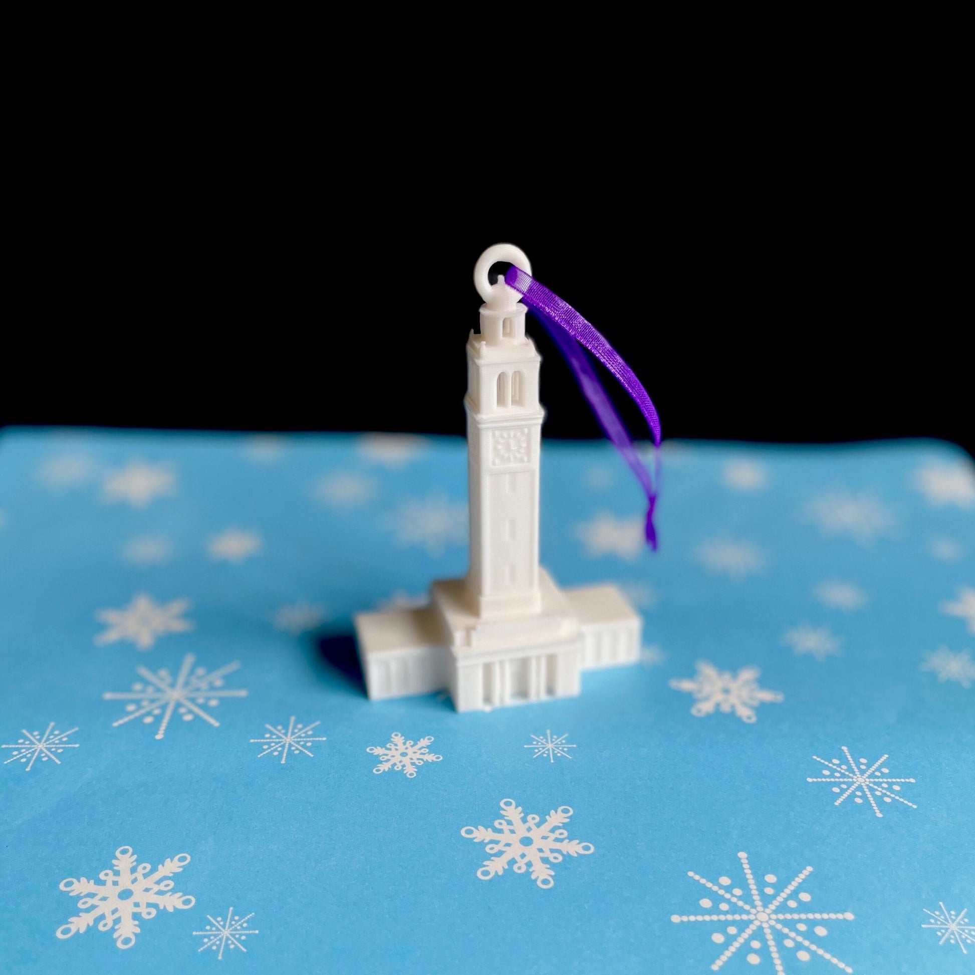 Side view of the LSU Memorial Tower ornament.